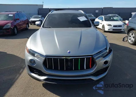2017 Maserati Levante S z USA, uszkodzony, nr VIN ZN661YUA5HX241305